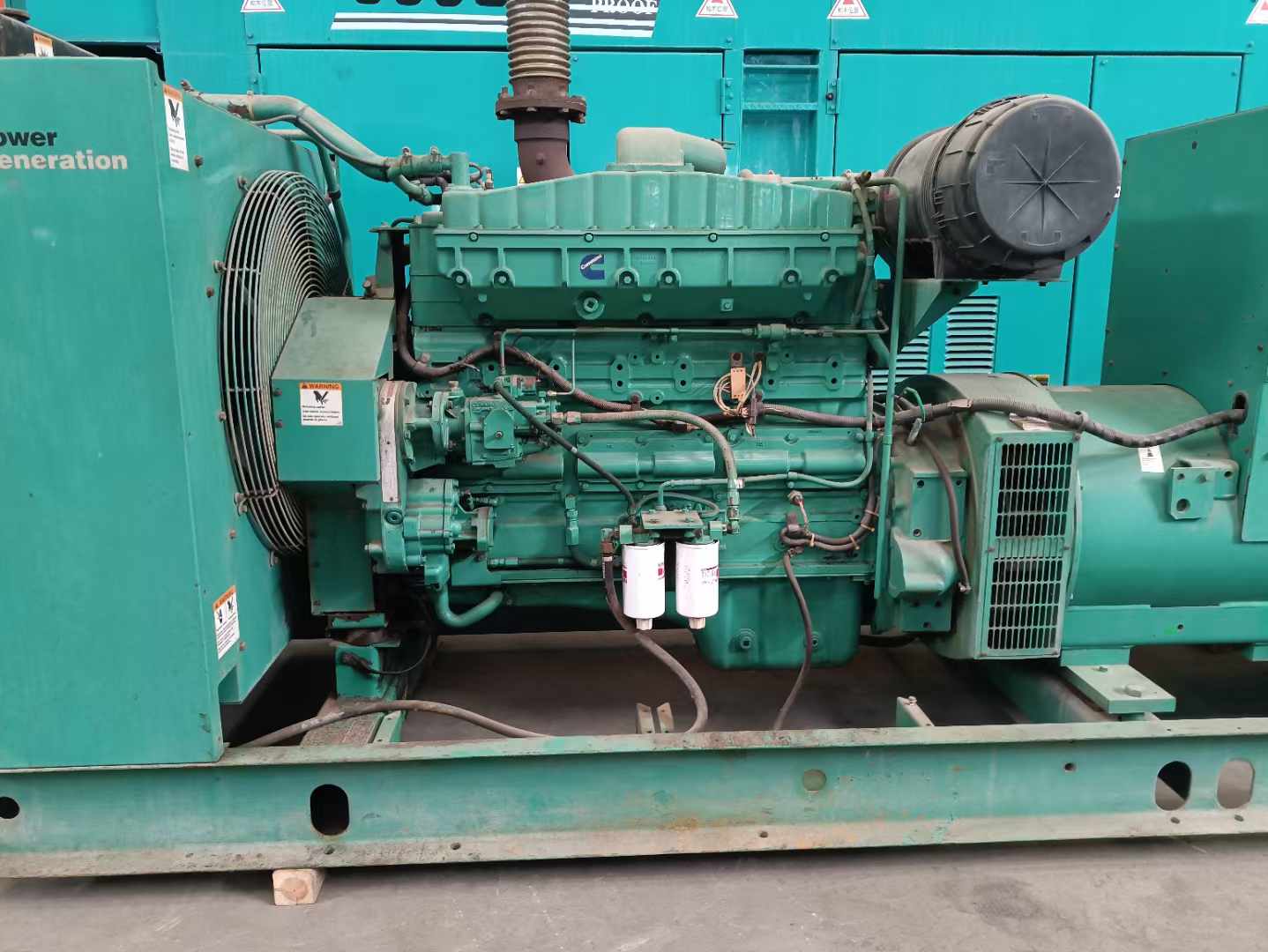 三水过载会对 600kW 柴油发电机组造成哪些损害？