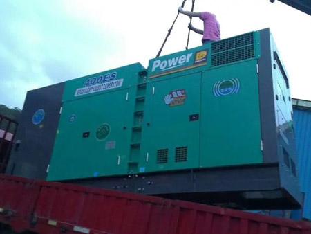 三水柴油发电机组转速不稳定时，如何对发动机进行维护？