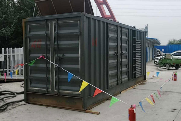 三水发电机租赁空气滤清器多久更换一次？