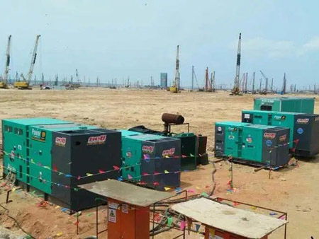 三水如何检查和清洗空气滤清器？